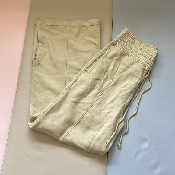 Abercrombie high waist lime wide leg sweat pants - Picture 2 of 7